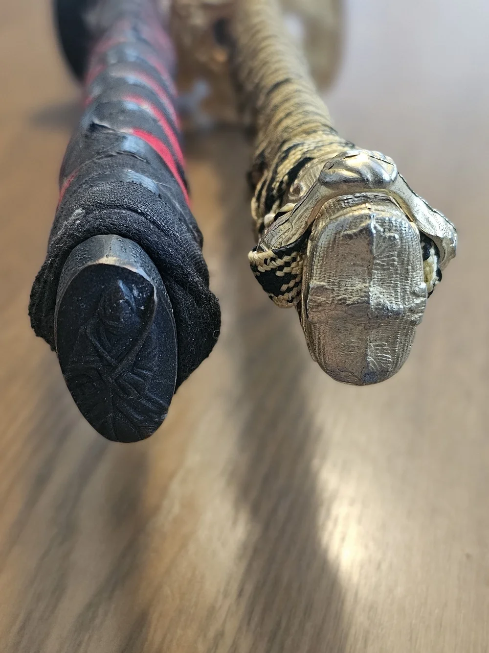 Pair of Decorative Katana/Swords (Taiwan & Japan Musashi)